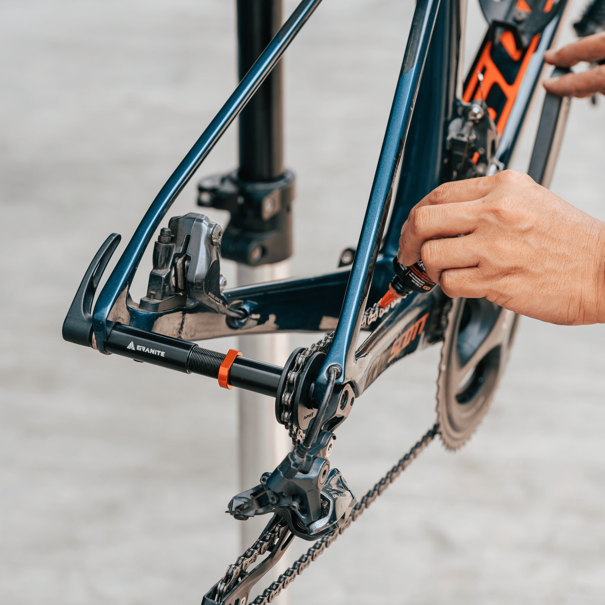 Granite ChainDock Dummy Hub